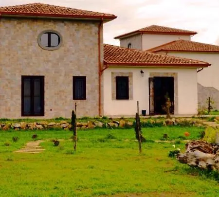 Agriturismo Tenuta Portararo *